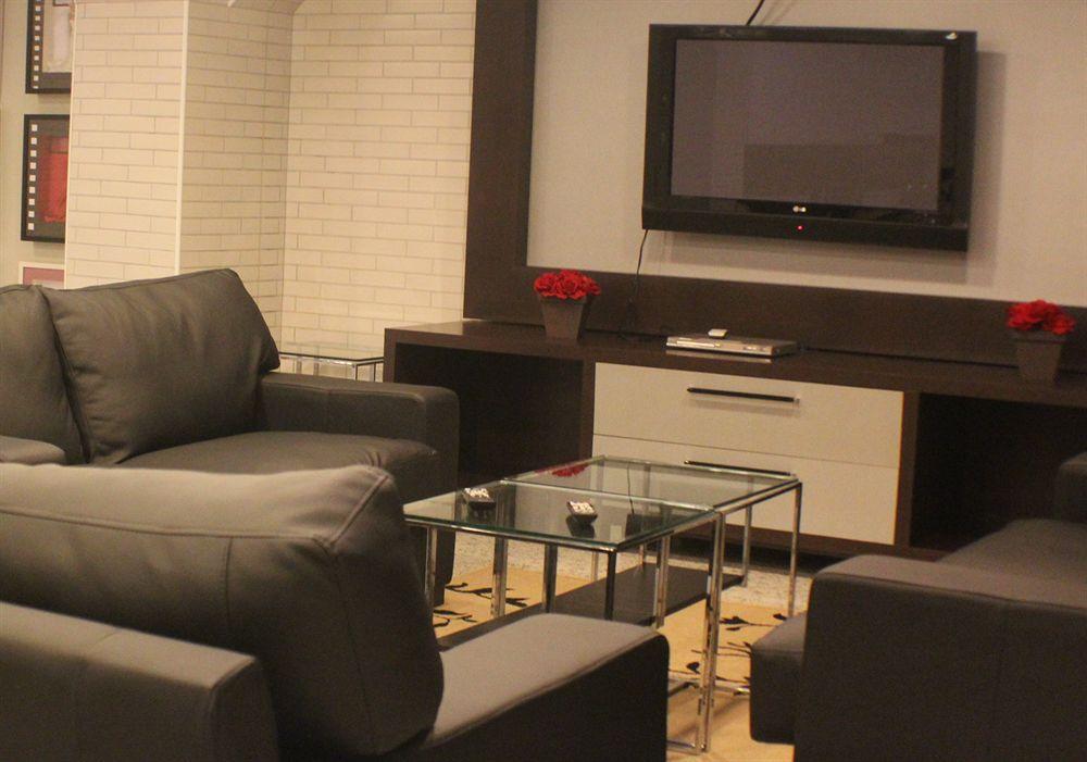 Hotel Confiance Batel Куритиба Екстериор снимка