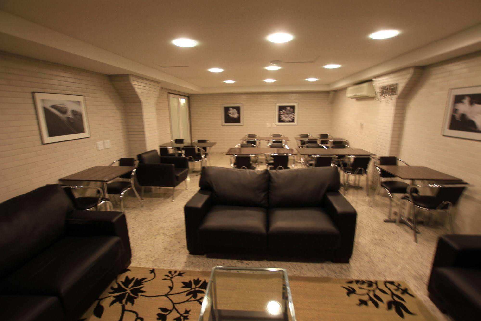 Hotel Confiance Batel Куритиба Екстериор снимка