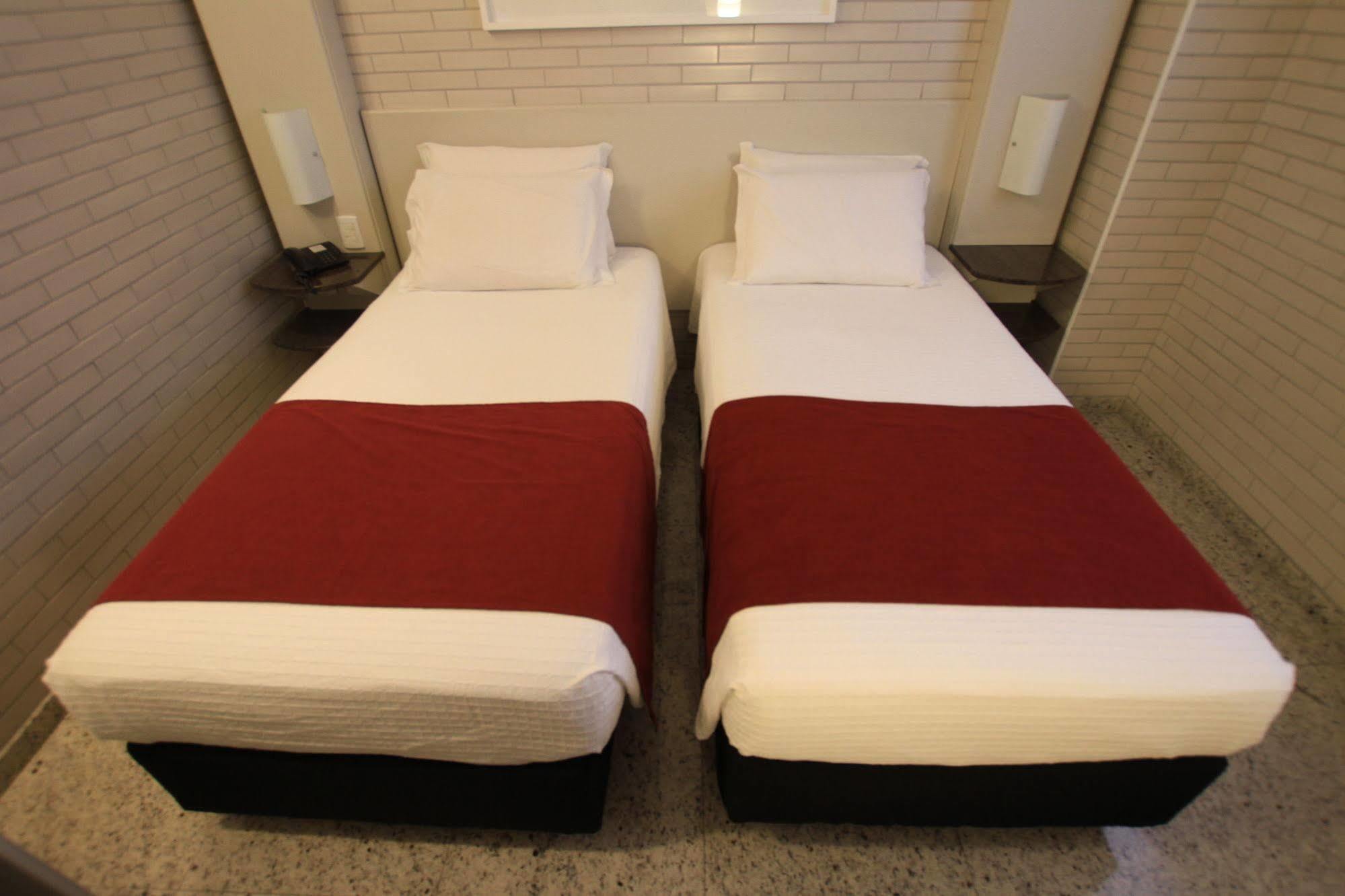 Hotel Confiance Batel Куритиба Екстериор снимка